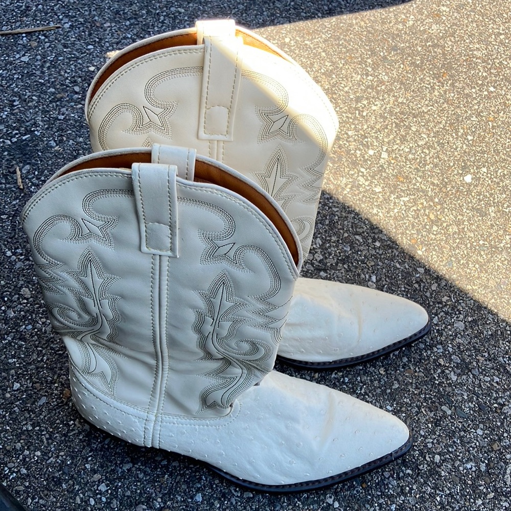 Laredo Cowboy boots trying to get rid of them a western river photo story